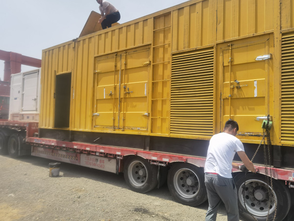 洛阳发电机出租100KW发电机需要什么规格的电缆线?